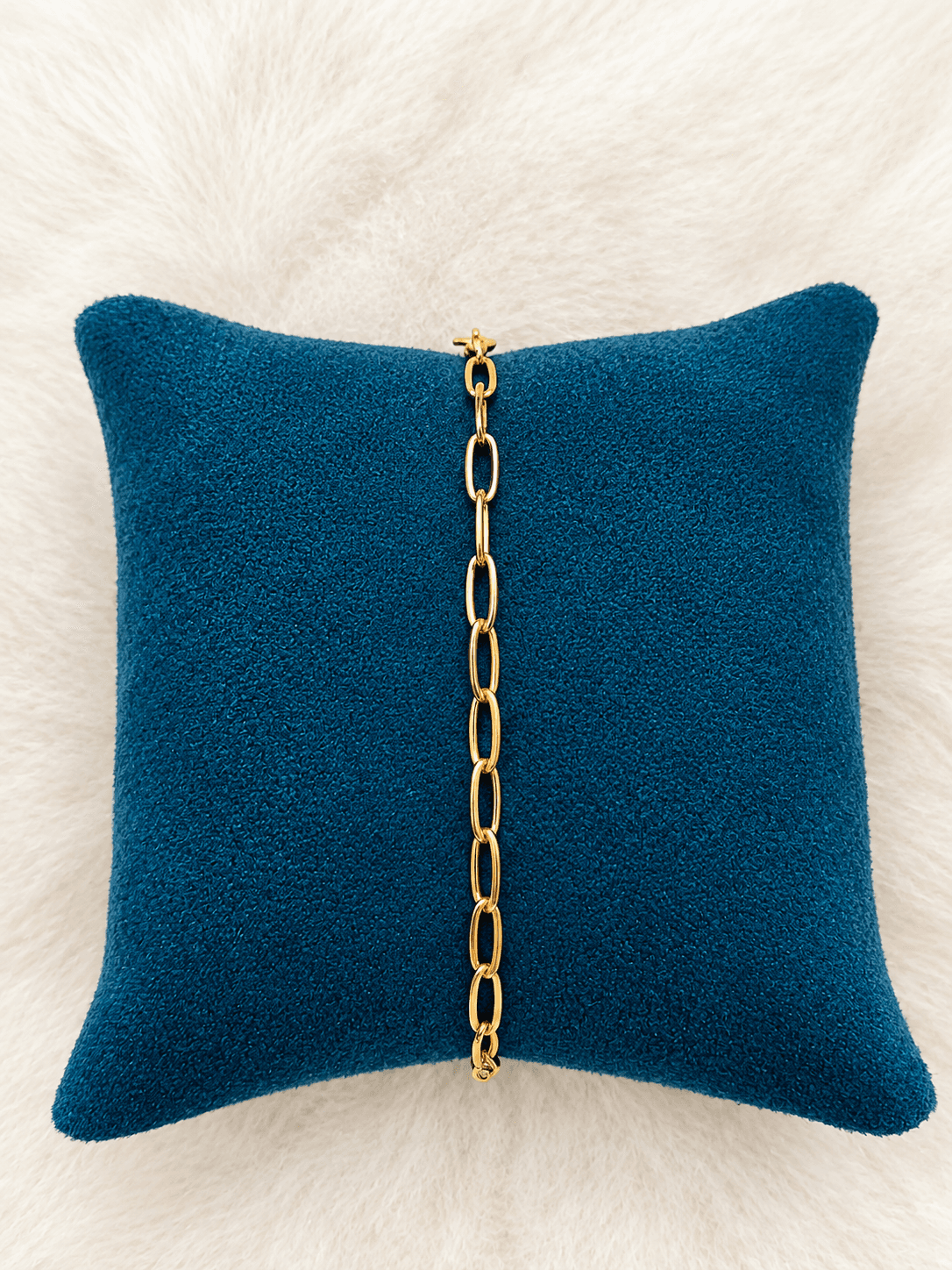 Classic Gold Paperclip Chain Bracelet